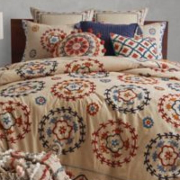Global Caravan Authentic Suzani Medallion Print Duvet Cover & Sham Set - Picture 3 of 3